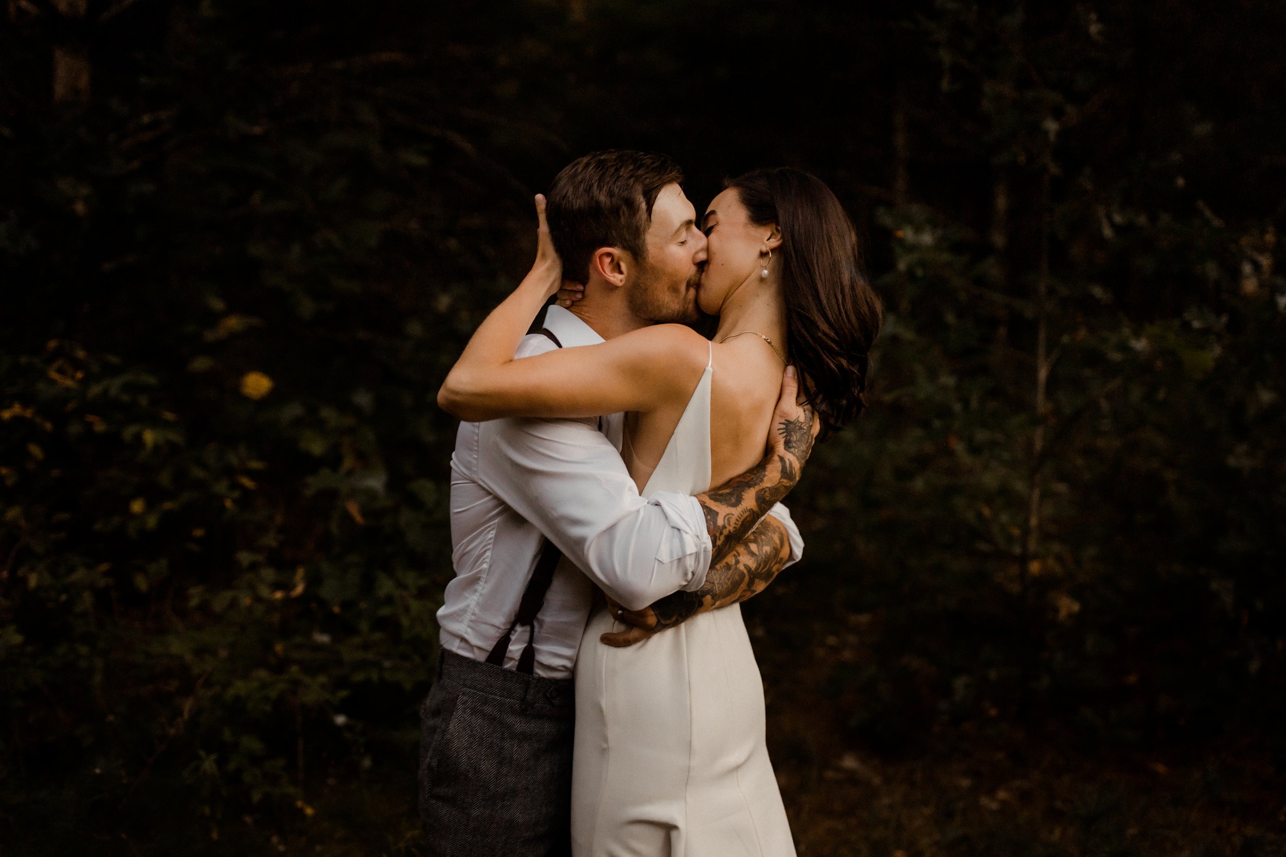 Intimate Northwoods Cabin Wedding-105.jpg