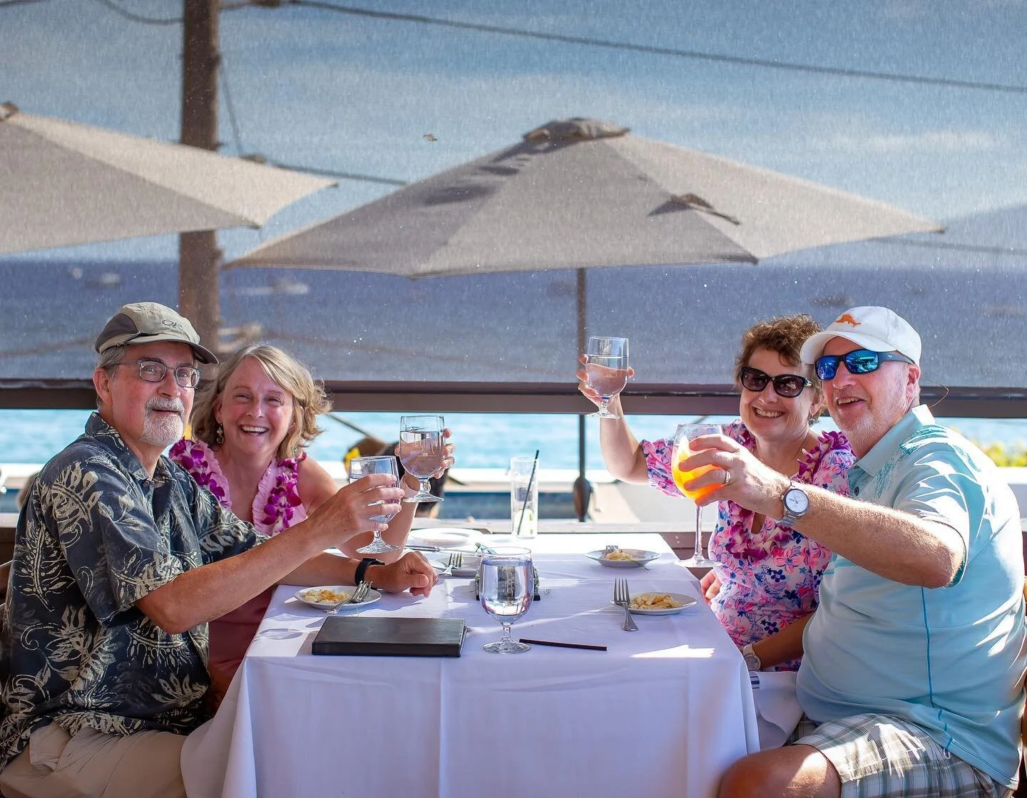 The tans may fade, but the memories will last forever 🥂. We hope everyone has a fun and safe Labor Day weekend, we know we will. 
📸: @stokedshutters 
#WeMakeitBetter #RooftopViews #RooftopBars  #labordayweekend