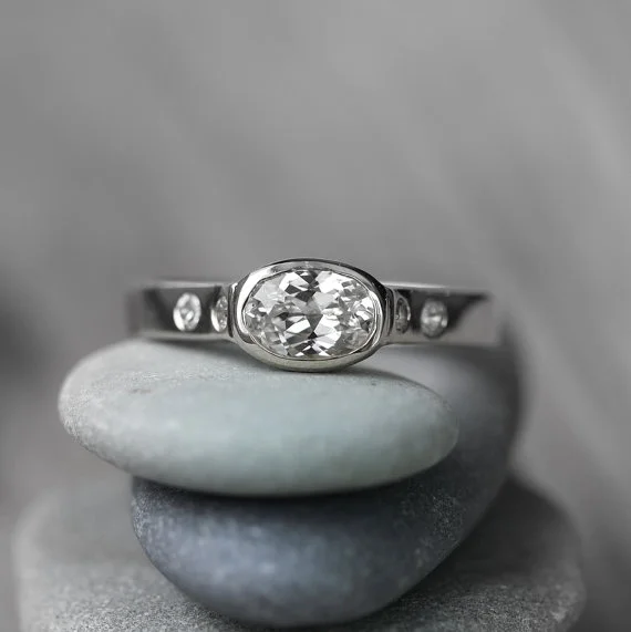 5+Stone+White+Sapphire+Ho+Oval.jpg