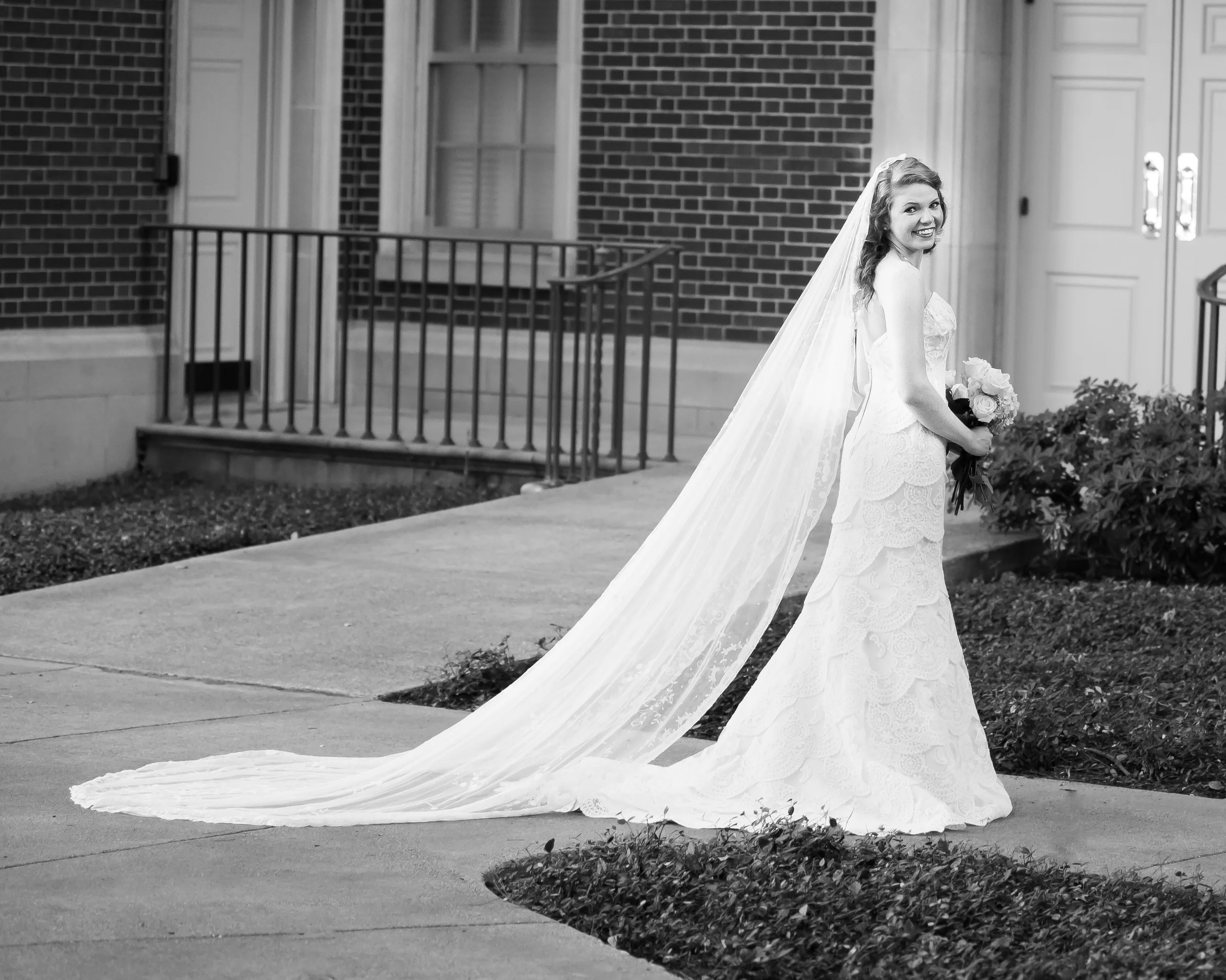 Emily Bridal 4050 20x16 PRINT-4050.jpg