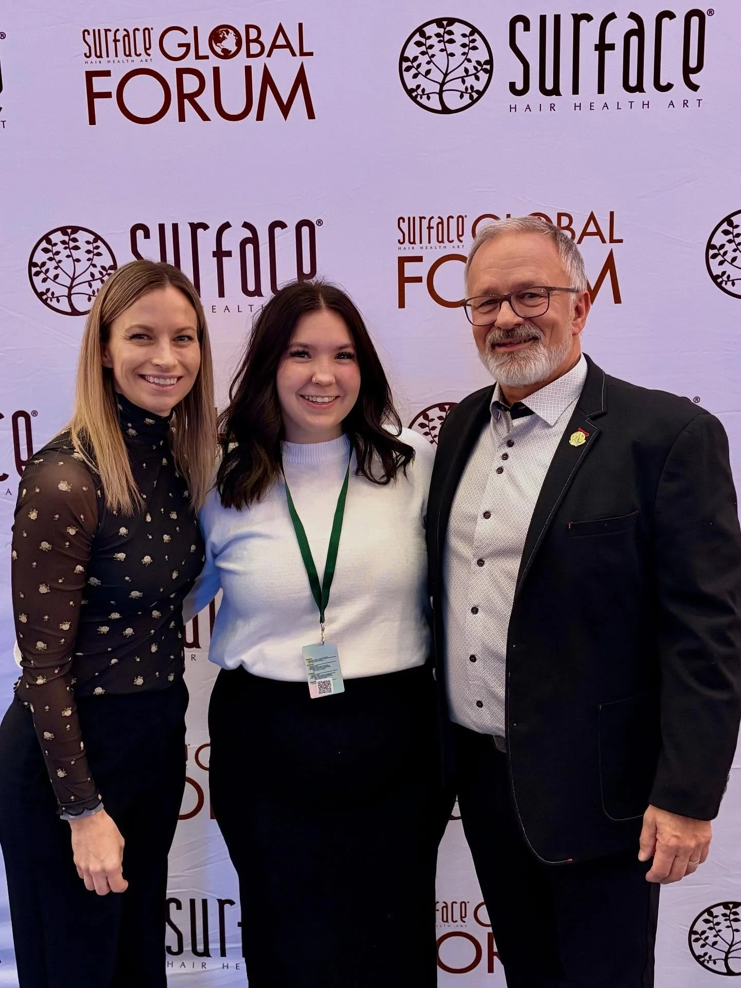 Surface Hair &lsquo;Global Forum&rsquo; ⭐️ in Orlando was an amazing weekend filled with education and inspiration! Jesse ⭐️ is beyond ready to deliver incredible hair and service experience at Visions. Now taking new guests⭐️ @hair.w.jesse with Jack