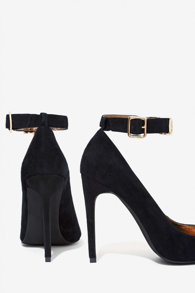 3-Jeffrey-Campbells-Dont-Trip-Suede-Heels-667x1000.jpg