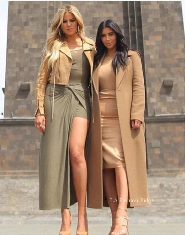 Chloe and Kim Kardashian
