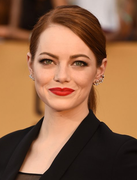 The point is: There are plenty of ways to elegantly pull off the ear-cuff trend.