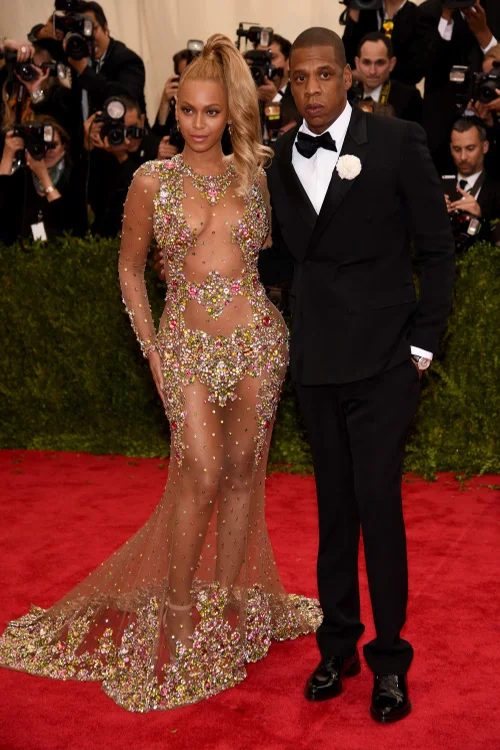 This woman is flawless . Although it was fun to watch Bey serve it up at the Met Gala, it was even better watching the responses this dress got! There were some who felt this was a bit much and then there were others who felt it was a complete hit. Heck, I’ve even seen some prom dresses fashioned after this style. But, if you ask us here at FBD, Queen Bey struck us hard with one!