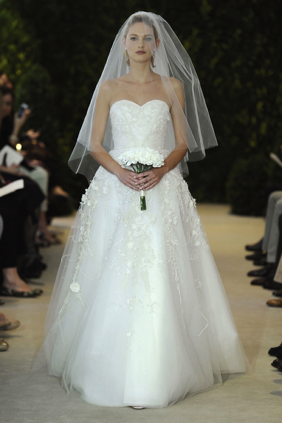 carolina herrera bridal 2014.png