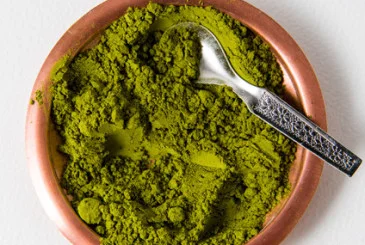 This green super food packs a serious health punch. Indeed, it is a veritable nutritious powerhouse containing a staggering 47 antioxidants plus multiple anti-inflammatory properties and essential amino acids to boot. It is little wonder that this boaster is recommended by Ayurvedic health professionals. The Brain and Beauty Boaster is made from powdered moringa leaf, which comes from the native Indian nutrient-rich moringa plant. It is easy to introduce it into your daily diet too. Sprinkled over your breakfast bowl of porridge or added to shakes, this product helps maintain healthy nails, hair and skin. Only using 100% organic ingredients, it comes complete with nature’s blessing too. Experience the benefits of Mauli’s Brain and Beauty Boaster for yourself and make it a part of your health ritual.