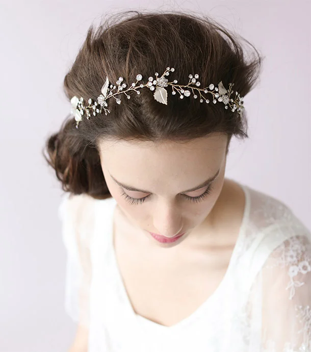 Twigs & Honey Crystal Sparkle Hair Vine ($190, twigsandhoney.com ) Like real foliage but better, this flexible hair “vine” can be bent to form whichever shape you choose. Read more: http://dailymakeover.com/wedding-headpieces/#ixzz3oCkPPNel