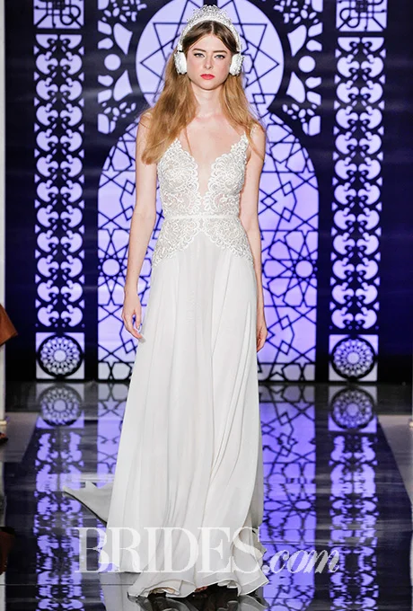 Embroidered wedding dress with plunging neckline and silk chiffon skirt, Reem Acra Photo: Luca Tombolini and Alberto Maddaloni / Indigitalimages.com