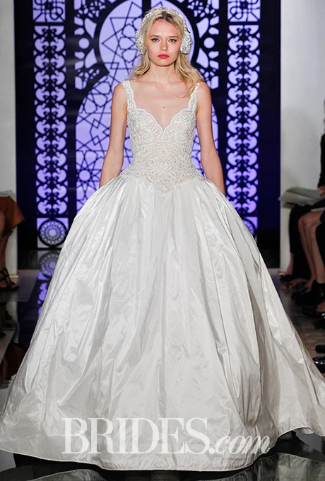 Silk taffeta ball gown with embroidered bodice detail, Reem Acra Photo: Luca Tombolini and Alberto Maddaloni / Indigitalimages.com