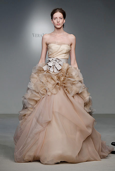 Vera Wang Gown by Vera Wang Browse more Vera Wang wedding dresses. Photo: John Aquino