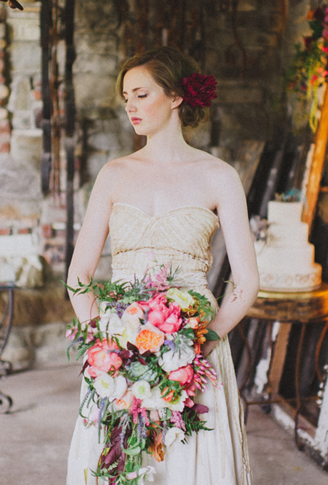 Floral-Wedding-Hairstyles-Veronica-Varos-Photography.jpg