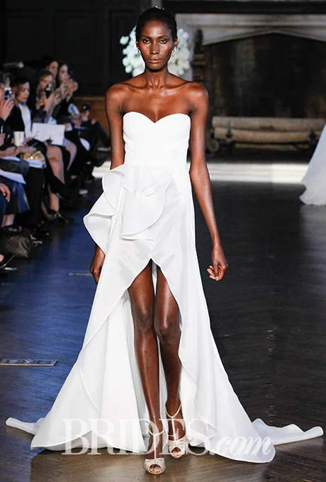 All things sculptural and minimal for Alon Livne White 's high-low number. Photo: Gerardo Somoza / Indigitalimages.com