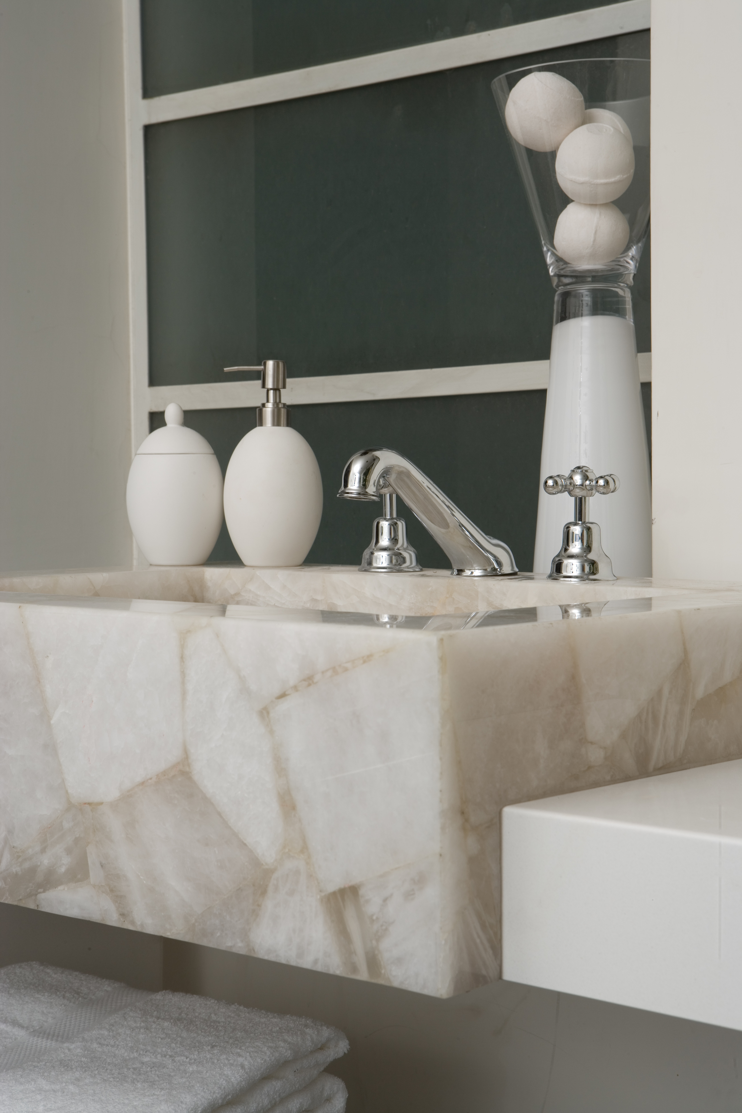 Concetto_White-Quartz-08.jpg
