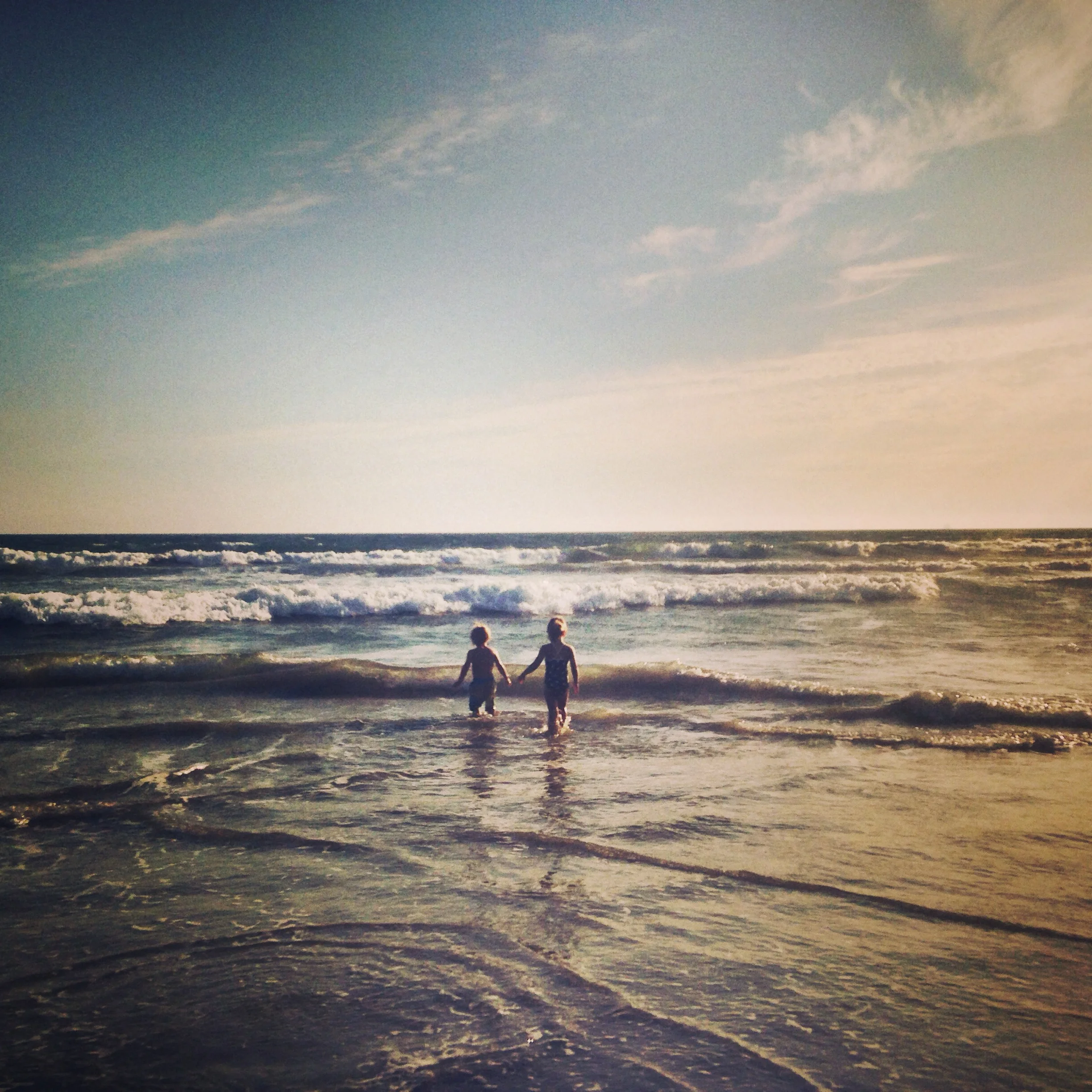 beachkids.jpg
