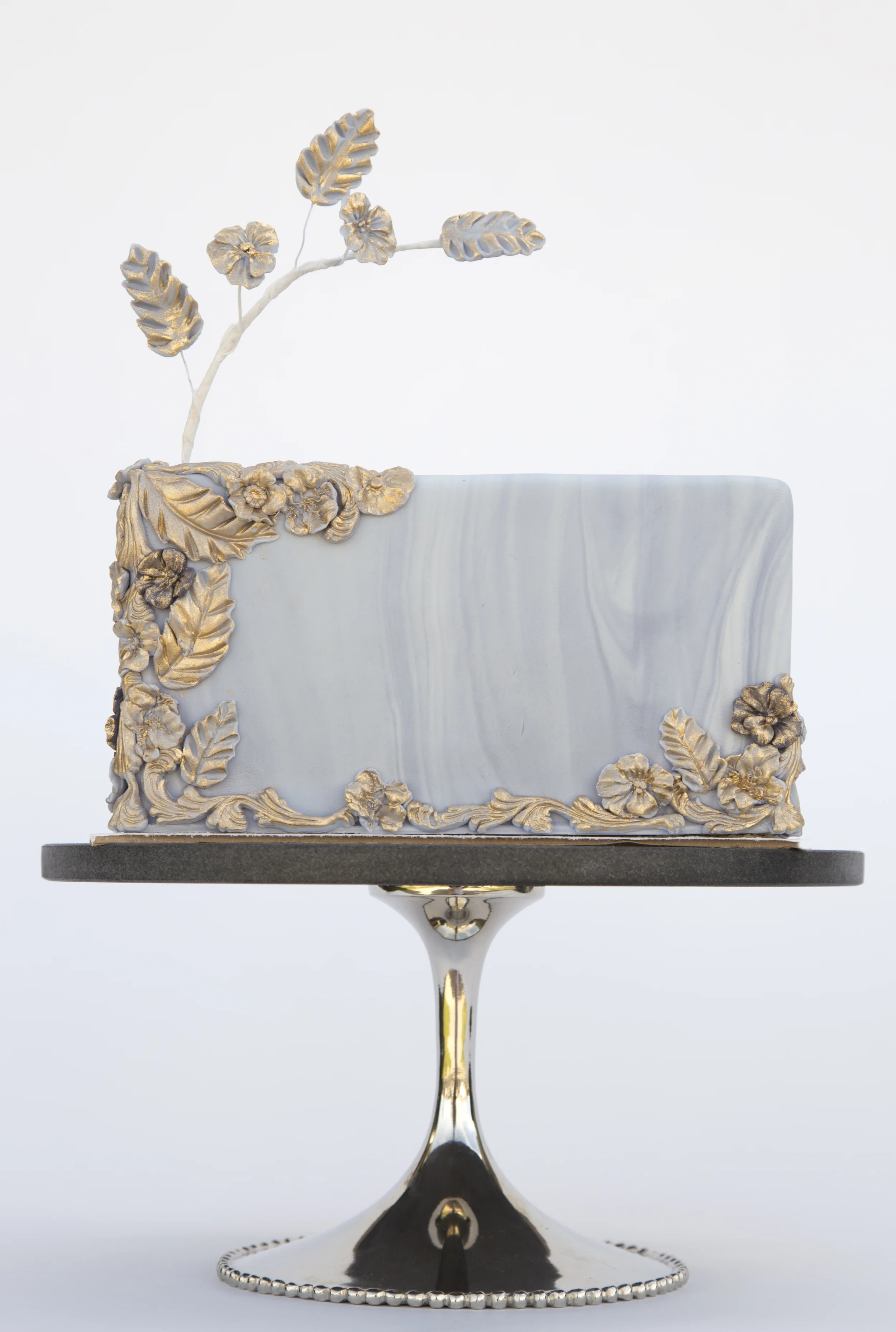 Elegant Grey Marble and Gold Cake