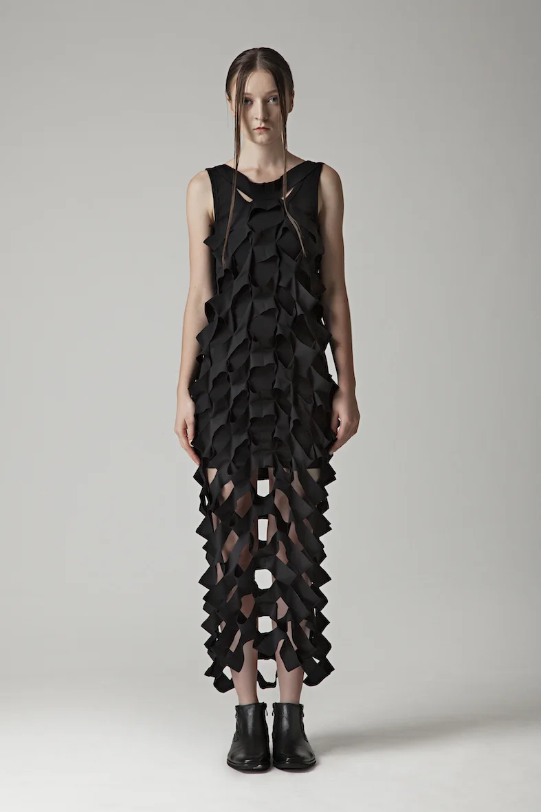 maxtanlook17.jpg