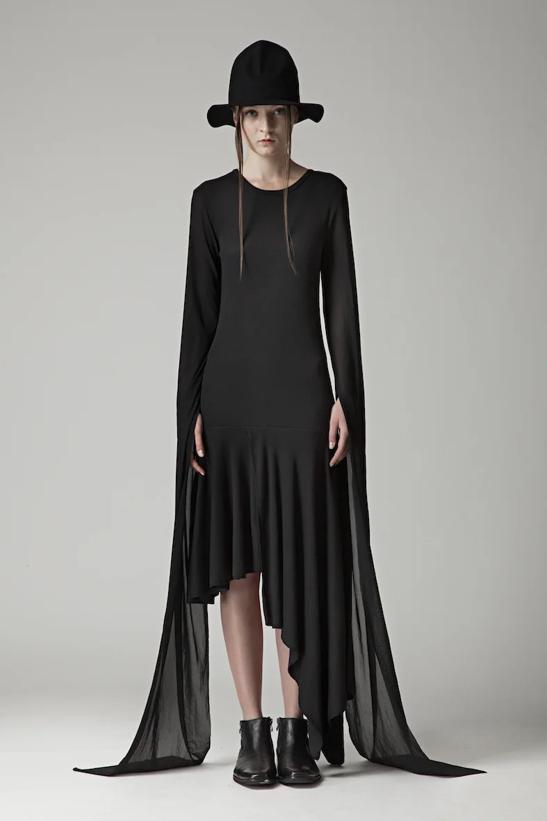 maxtanlook24.jpg
