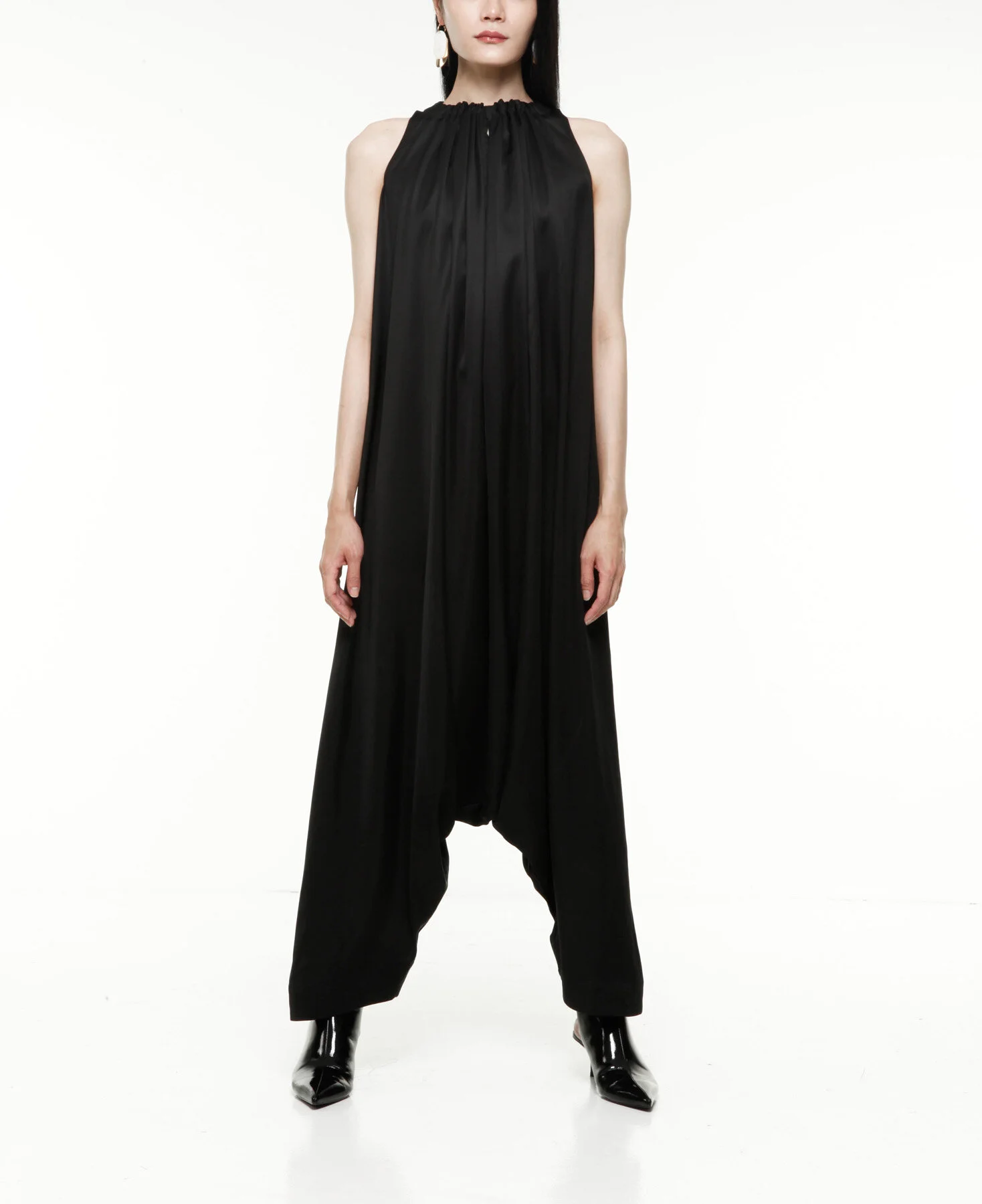 FW19W701BLK-A.jpg