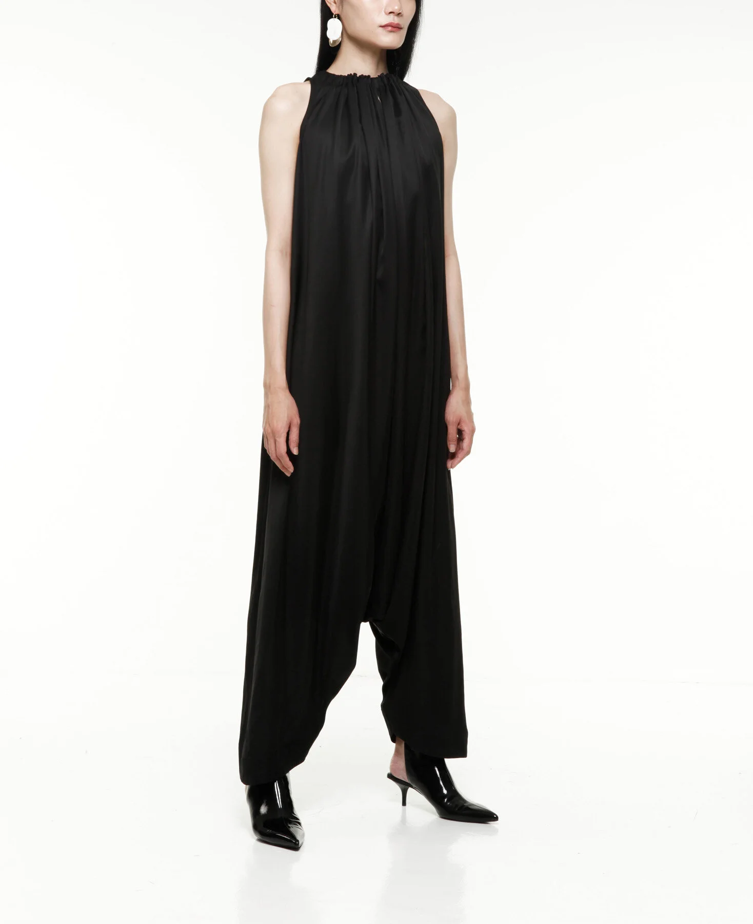 FW19W701BLK-C.jpg