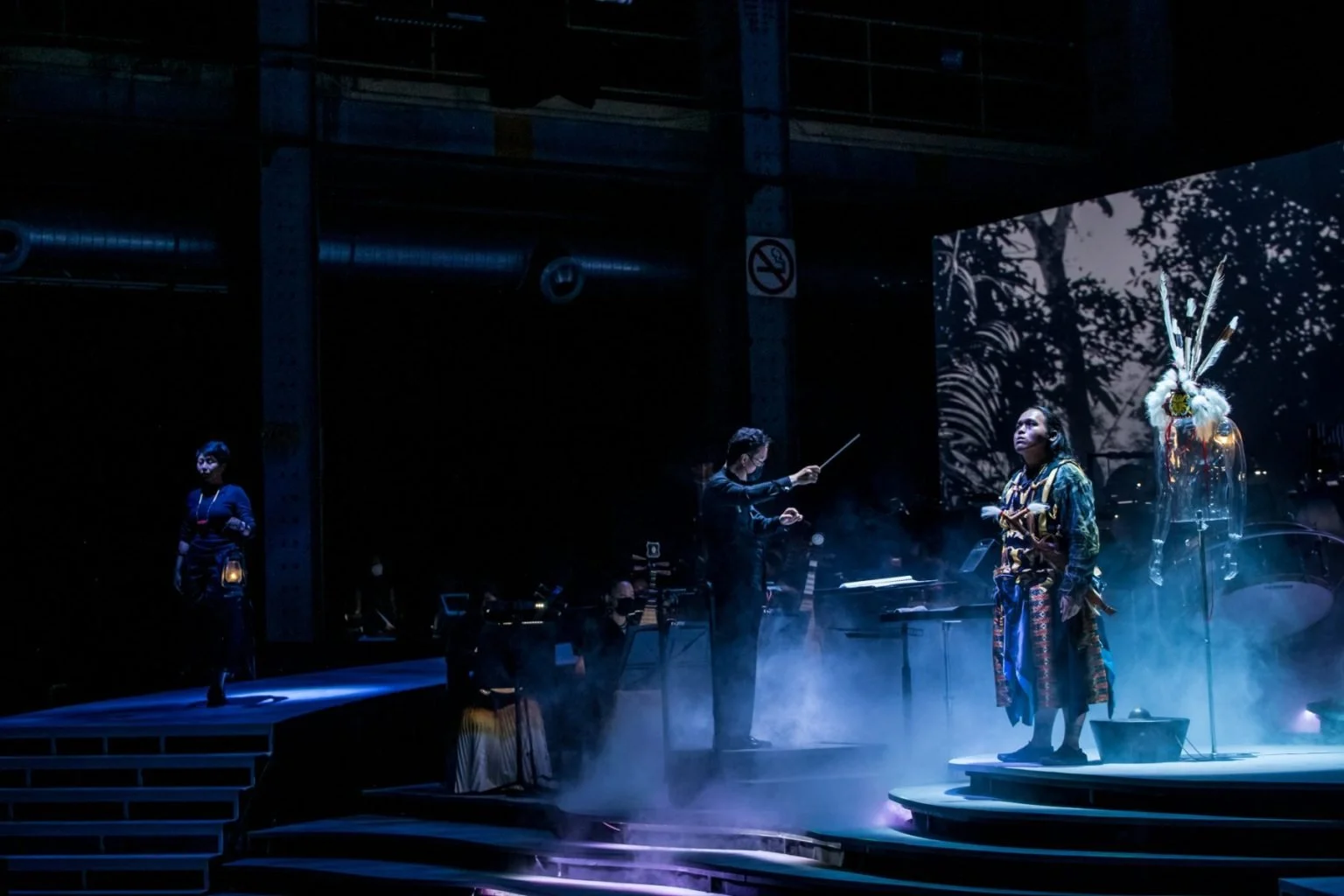 L-to-R_-Singapore-Chinese-Orchestra-The-Tuyang-Initiative-on-stage-1536x1024.jpg