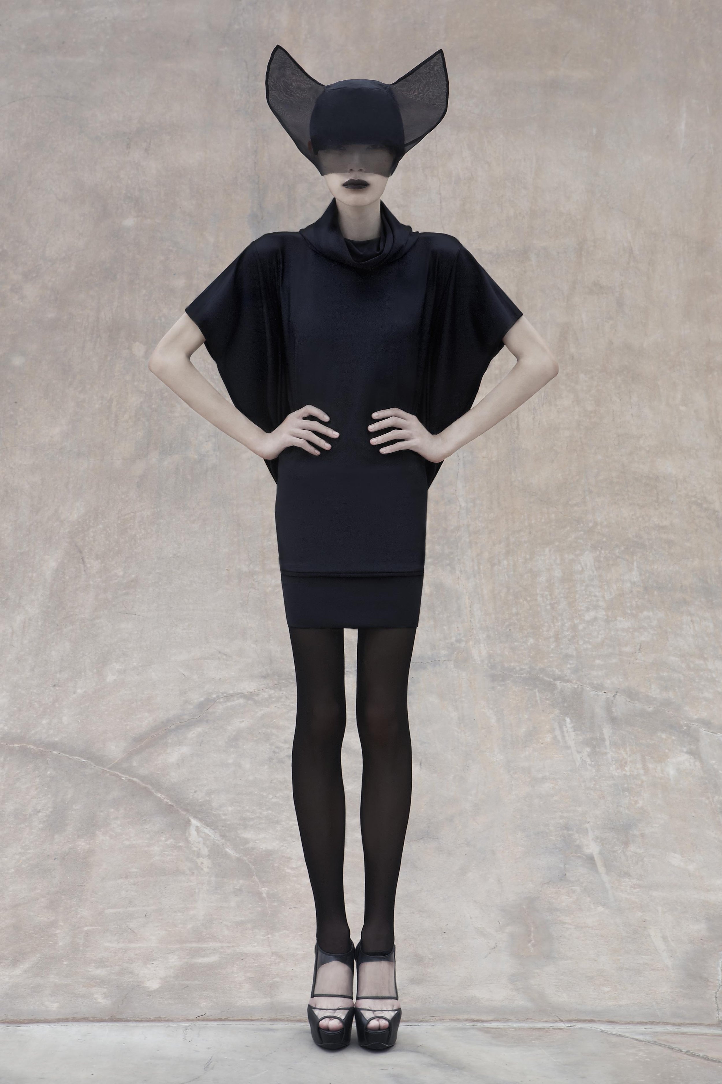 08 MaxTanAWLookBook-02_FINAL.jpg