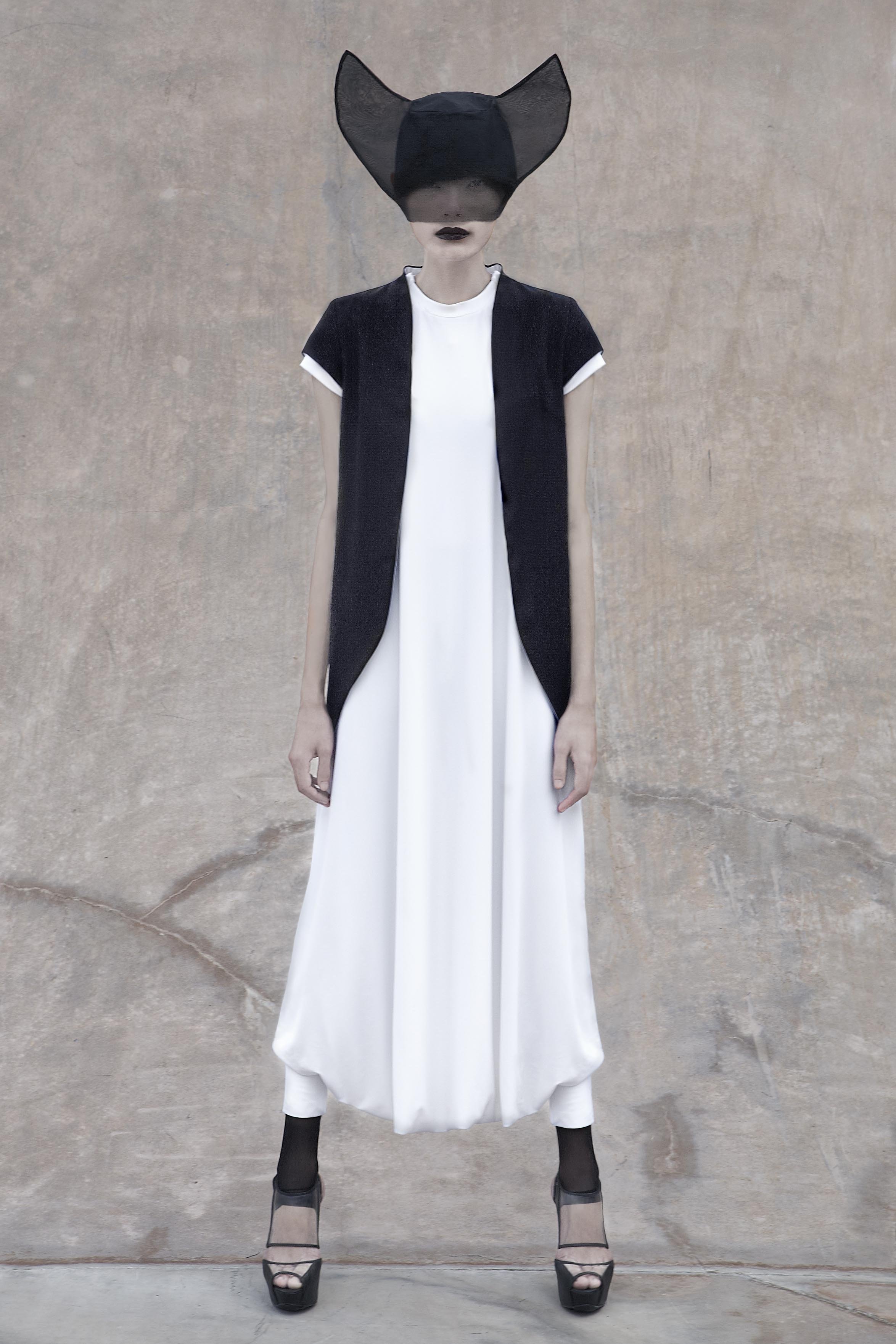 04 MaxTanAWLookBook-06_FINAL.jpg