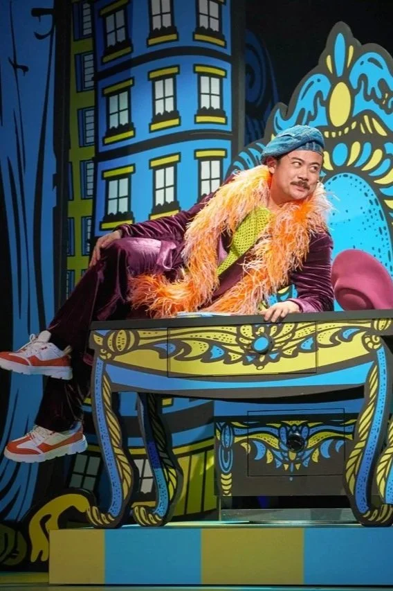 Threads : The Emperor's New Clothes Musical