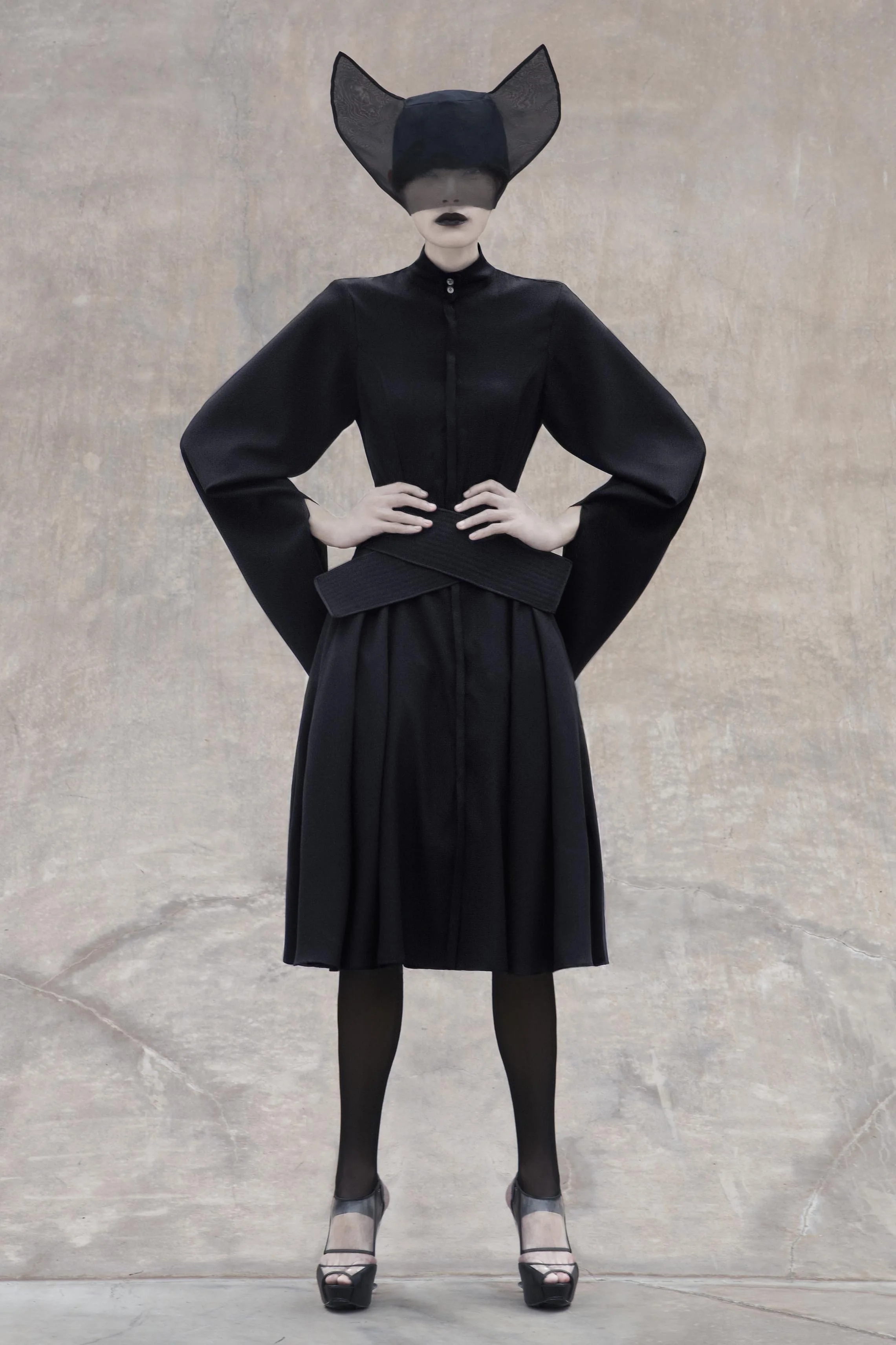 07 MaxTanAWLookBook-09_FINAL.jpg