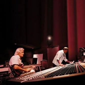John McLaughlin Yes, he also uses midiBeam.