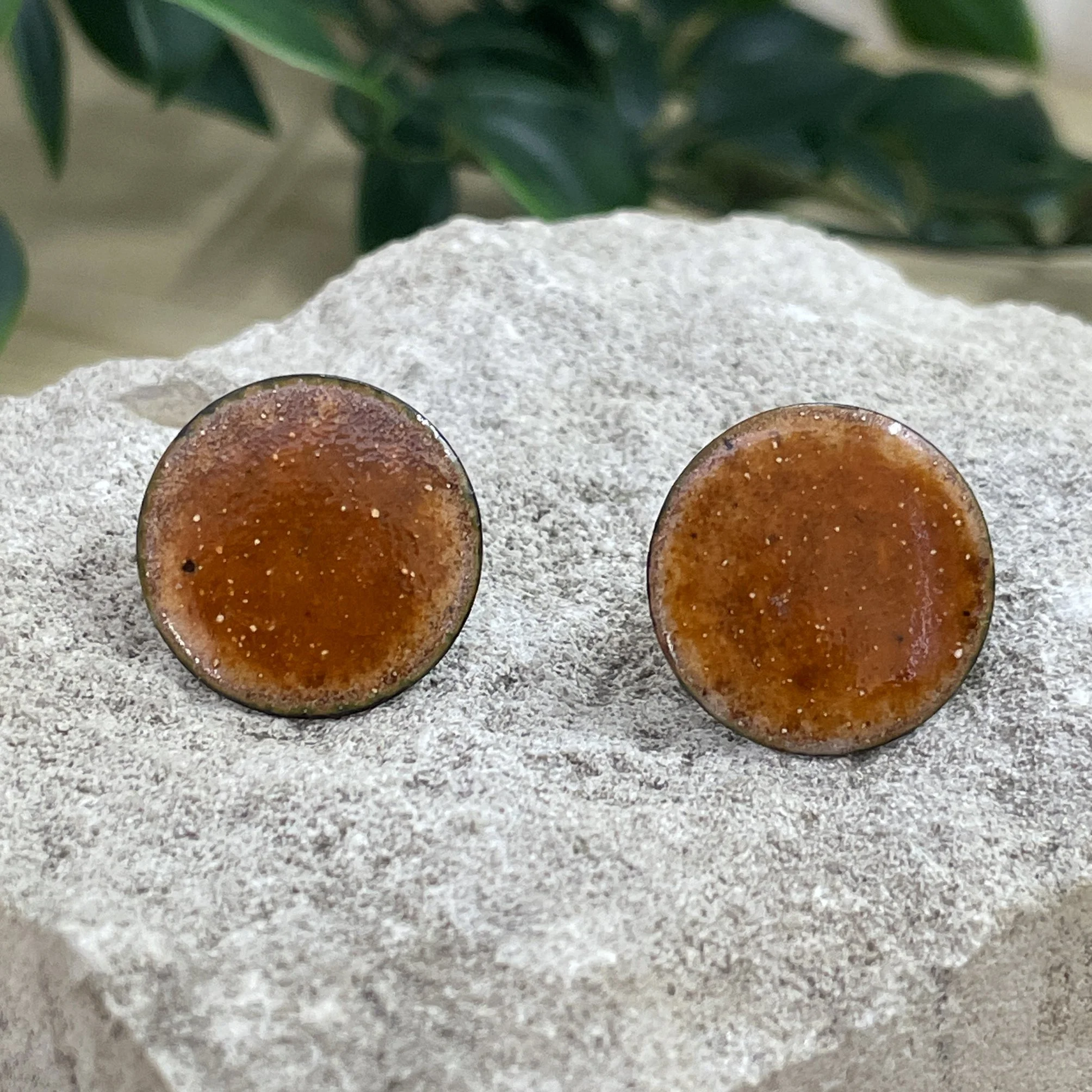 ENAMELLED COPPER STUDS, BURNT ORANGE 16MM DISCS