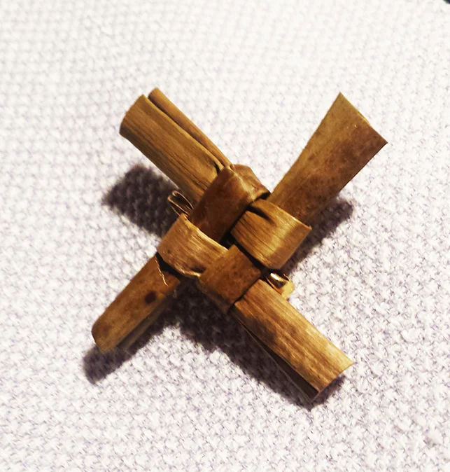 St-Brigid-Cross-Brooch.jpg