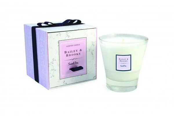 116252_sweet_pea_candle.jpg
