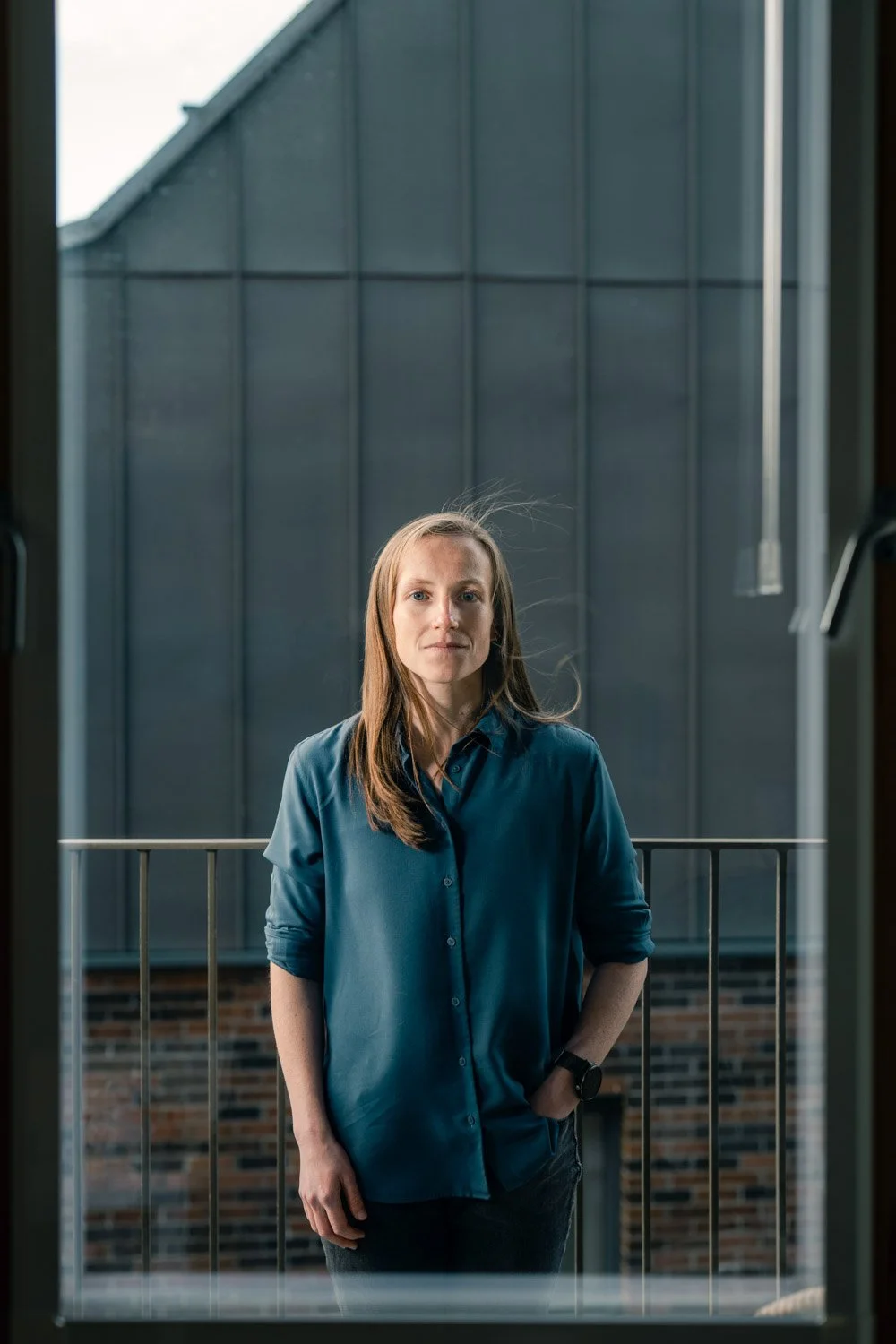 Portrait of author Hannah Ritchie for EW Magazine (Netherlands)