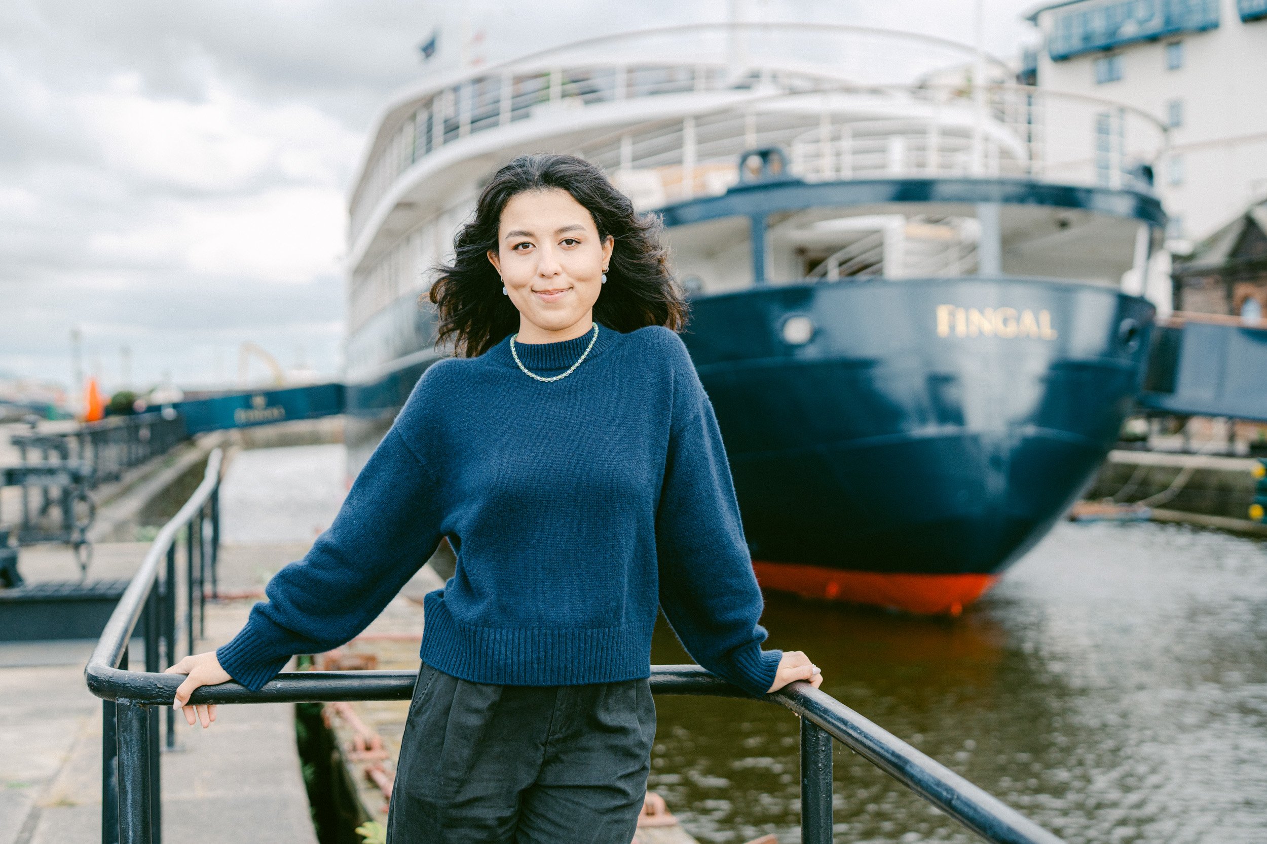 Portraits of author Lisa Simonis