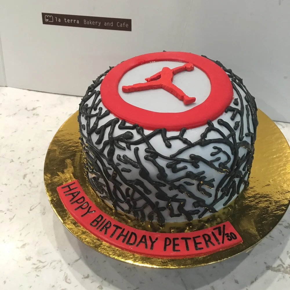 Custom Cake Gallery La Terra Bakery Cafe