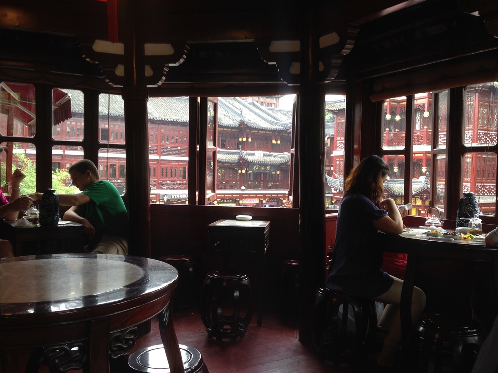 A light rain was falling and it looked so pretty outside while we sipped warm tea inside.