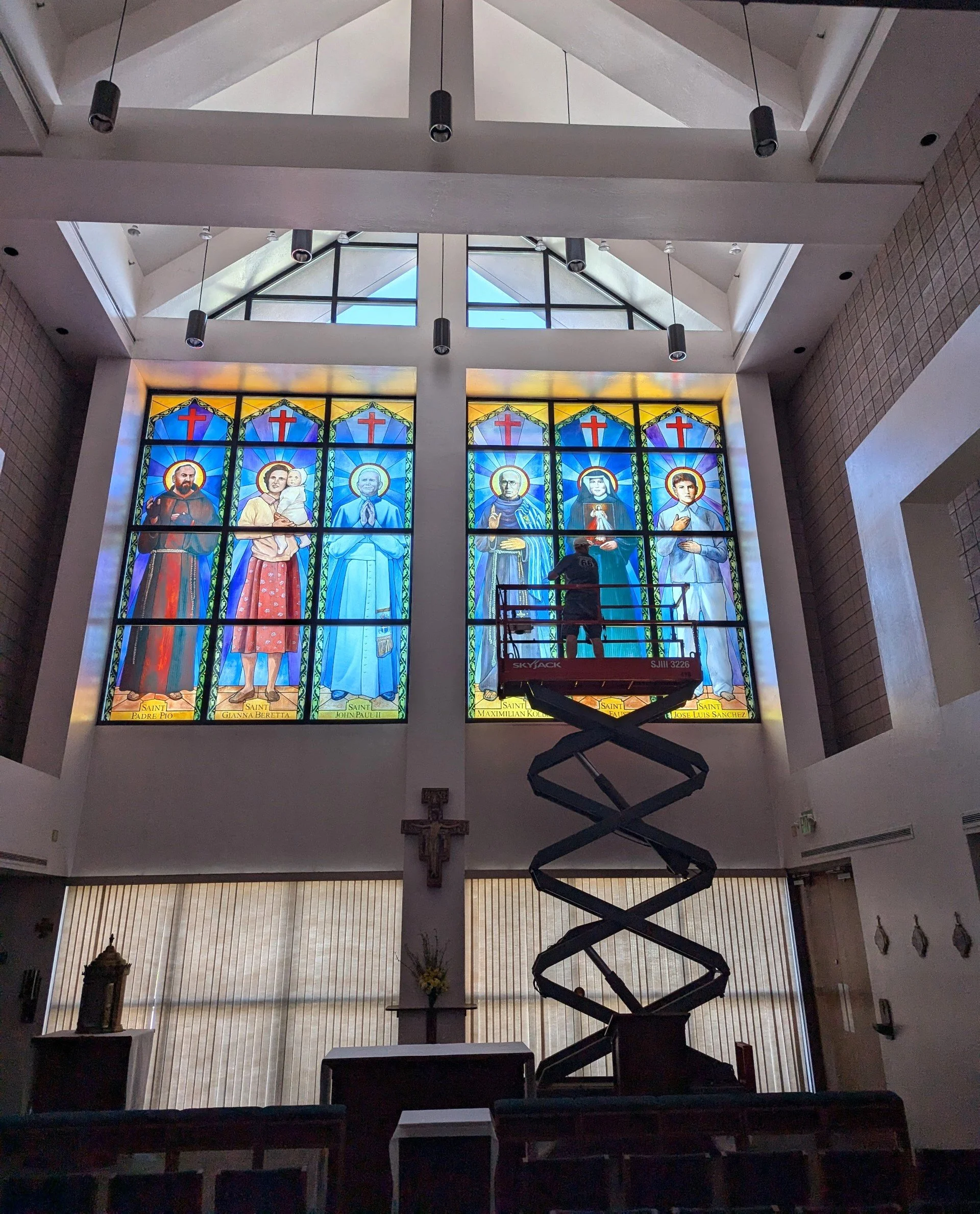 St. Mary's Catholic High School, Phoenix, AZ — CATHOLIC CHURCH ART