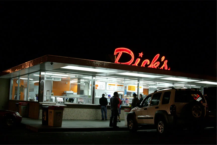 dicks-hamburges-seattle-washington.jpg