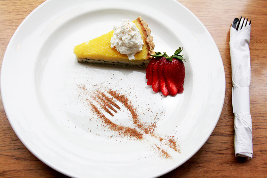 coopers-tavern-madison-wi-dessert.jpg