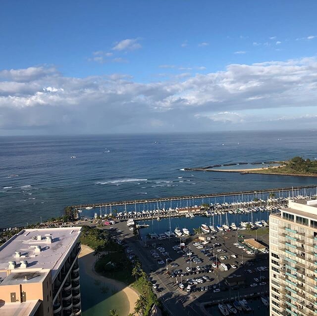 Sunday morning. #Waikiki