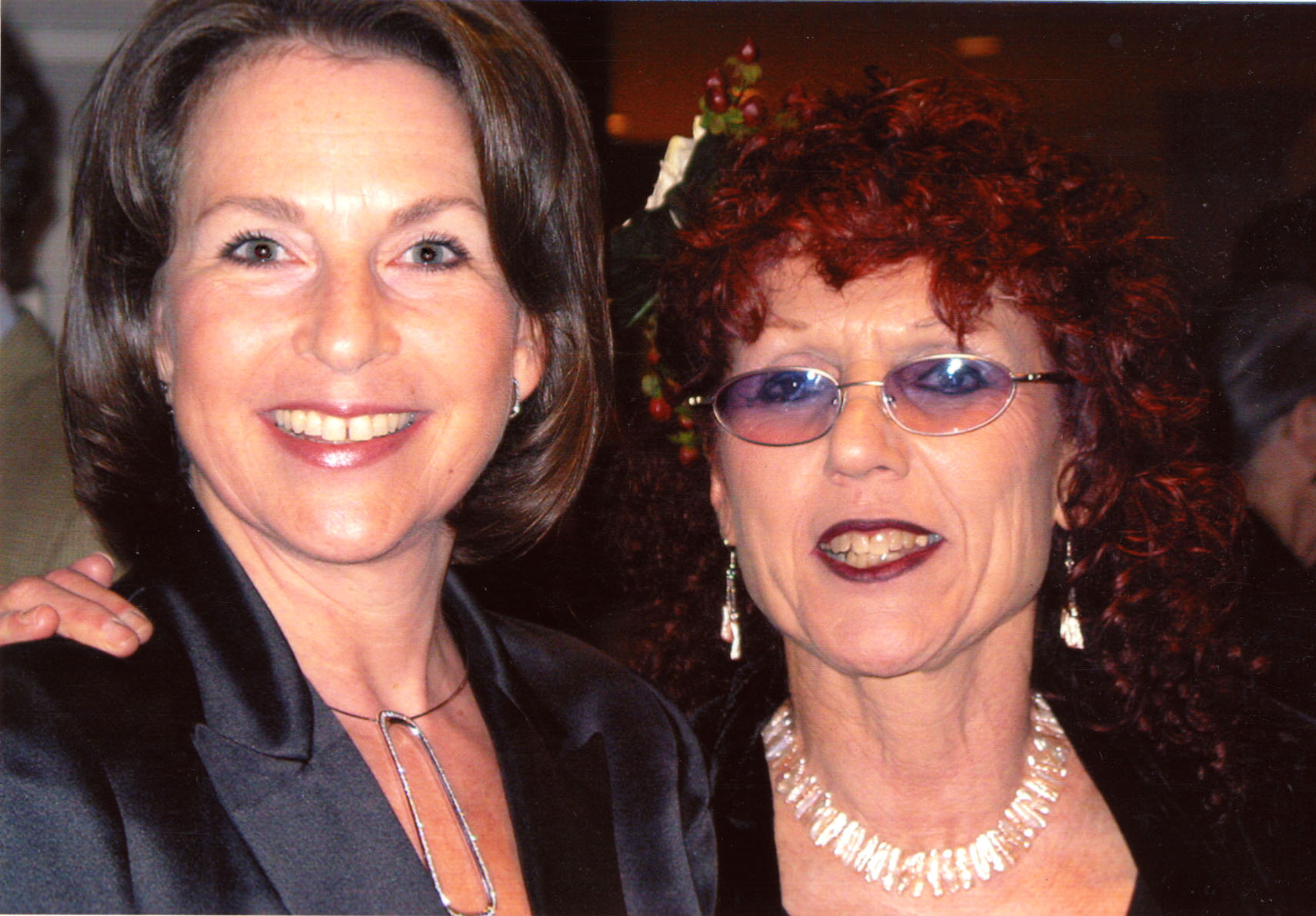 Elizabeth Sackler and Judy Chicago at the opening of Judy Chicago: A Survey at the National Museum of Women in the Arts (Washington, D.C., 2002)