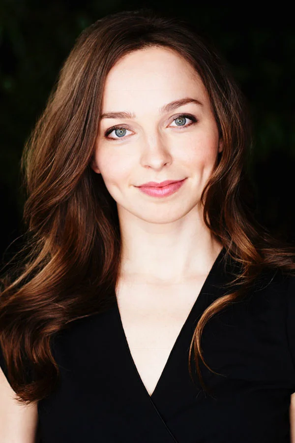 Vanessa-Headshot.jpg