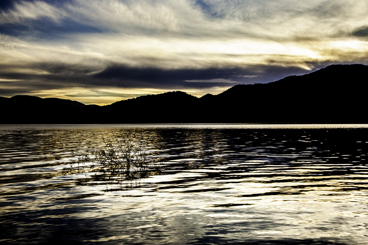 Lakeside Serenity