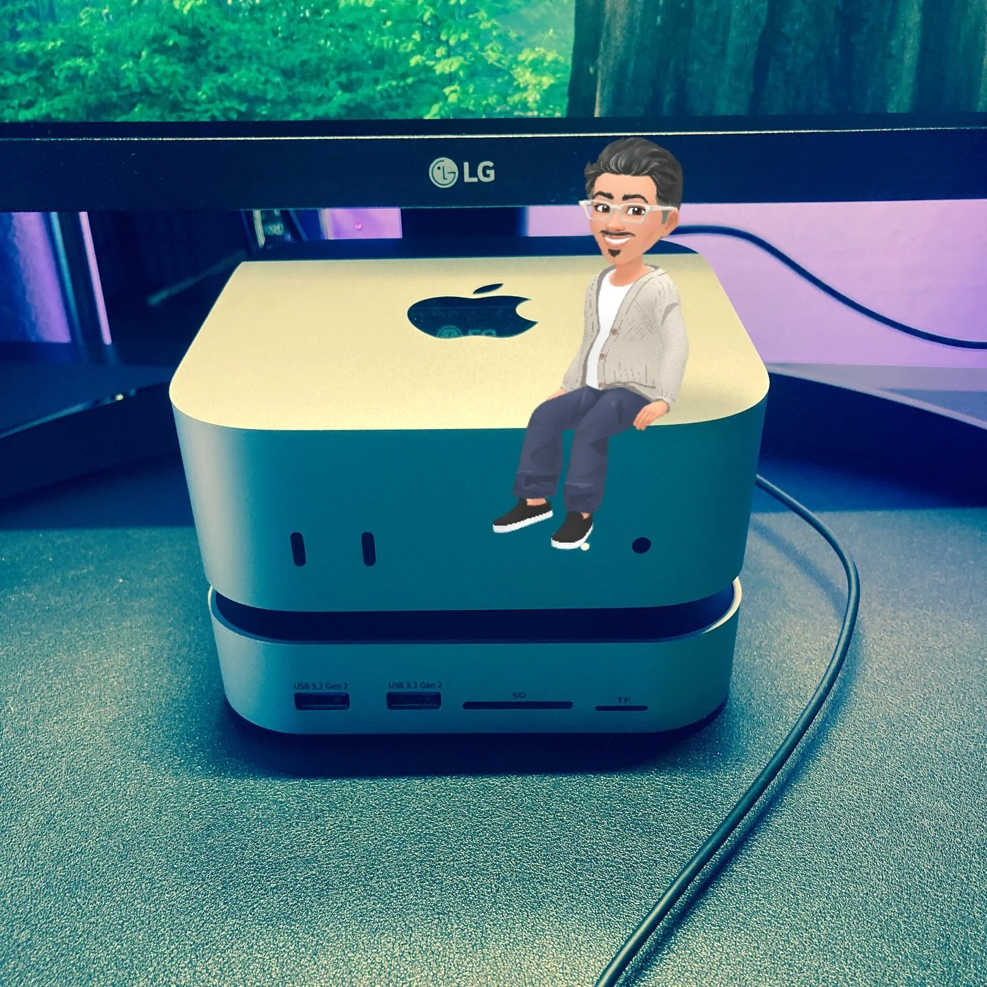 Getting organized and preparing to record new stuff. Look how happy I am! #recordingismyfavorite