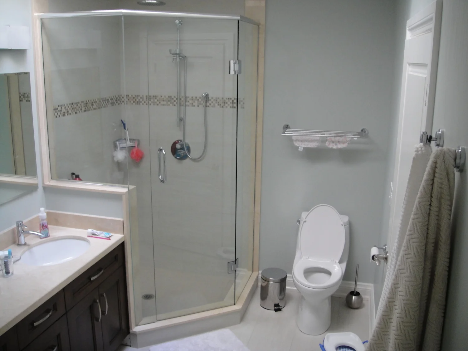 Ensuite Bathroom (92).JPG