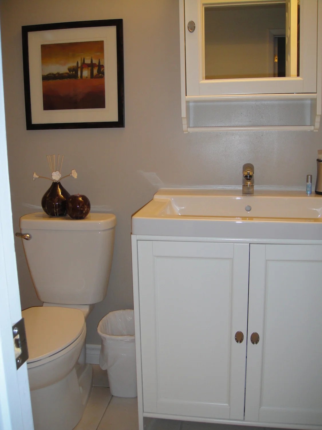 Main Bathroom #2 (6).JPG