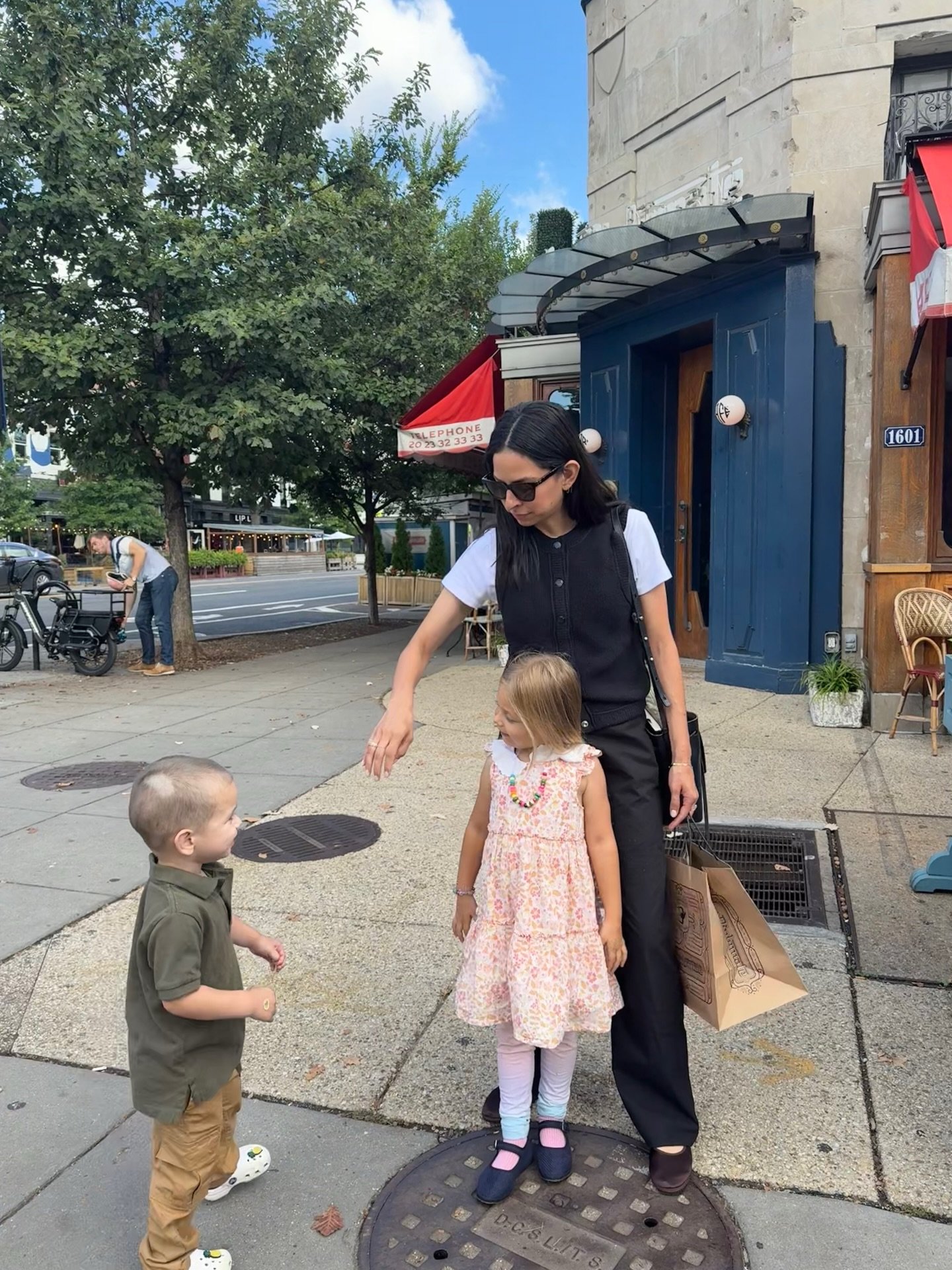 Q3. A hot summer in DC = going to every spray park with friends. Lots of Nature and Science museum visits to avoid the heat. Spent much needed family time in Florida and Colorado. Celebrated Sofia turning 5 and cheers&rsquo;d to saying &ldquo;yes to 