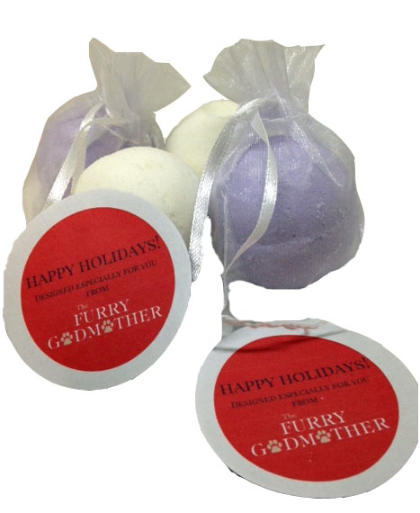 Customized bath bombs
