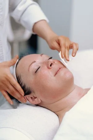 An Esthetician’s Guide to Using Toner